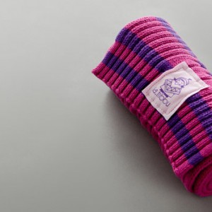 P595 echarpe tricotee flower pink